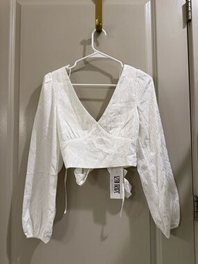 12th Tribe White Textured V-Neck Wrap Crop Top